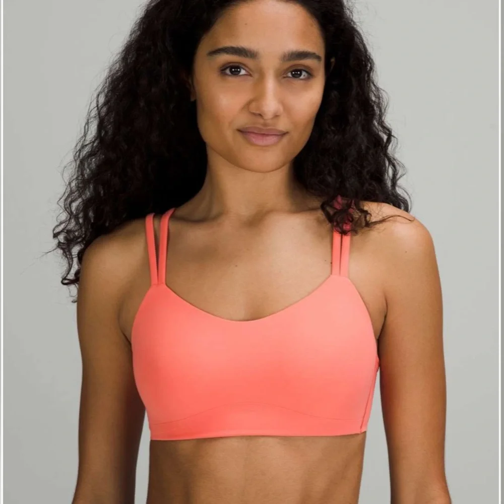 NWT 🍋 Lululemon Raspberry Cream Like A Cloud Bra Size 4